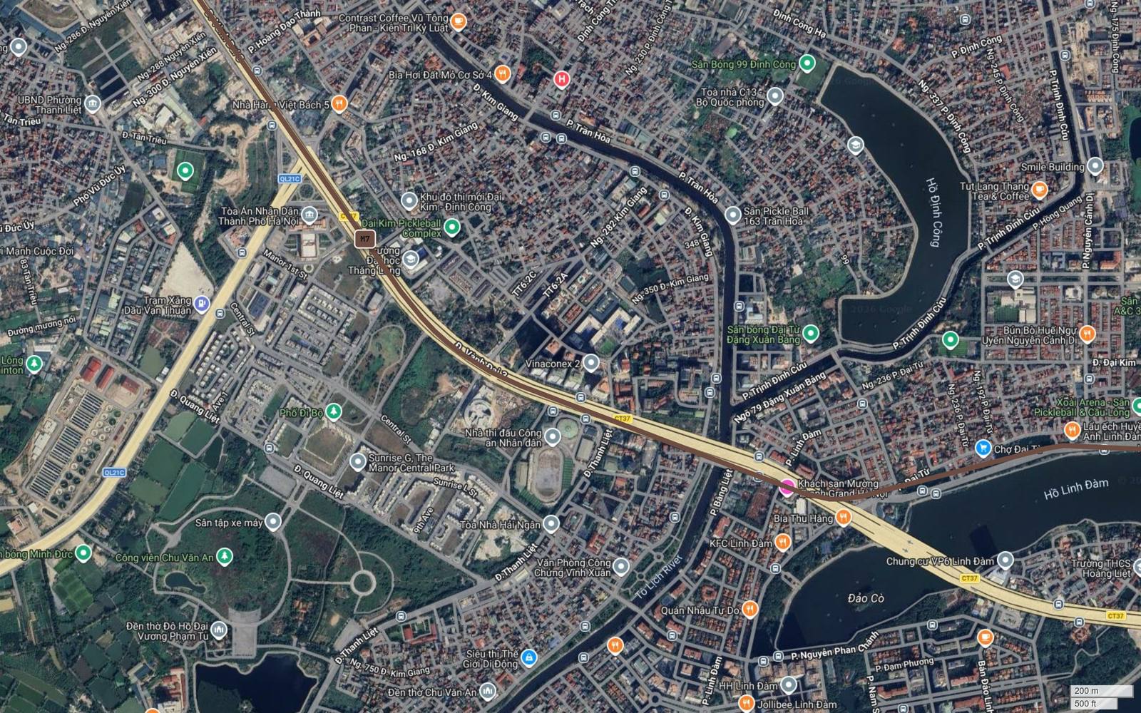 Ảnh vệ tinh hành lang metro số 7 qua Đại Kim, Định Công và The Manor Central Park, chạy dọc Vành đai 3 hướng về hồ Linh Đàm